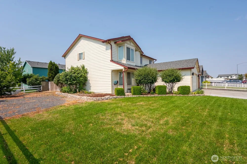 1916 Allen Avenue Moses Lake, WA 98837