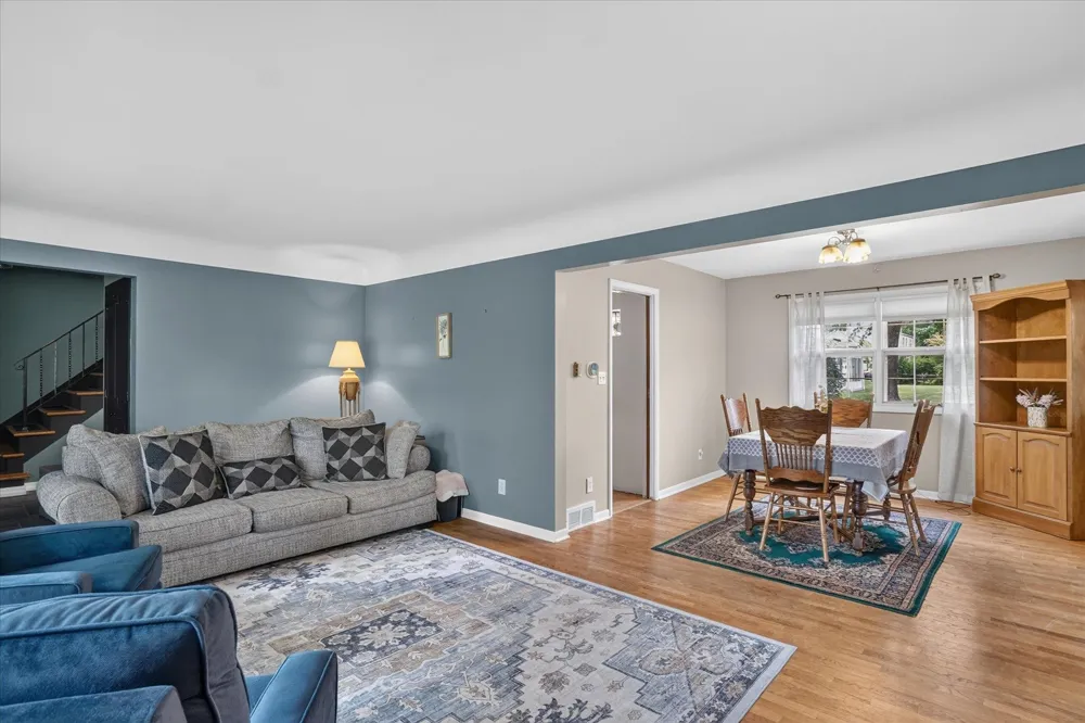 5140 Mckinley Street Flushing Charter Township, MI 48433