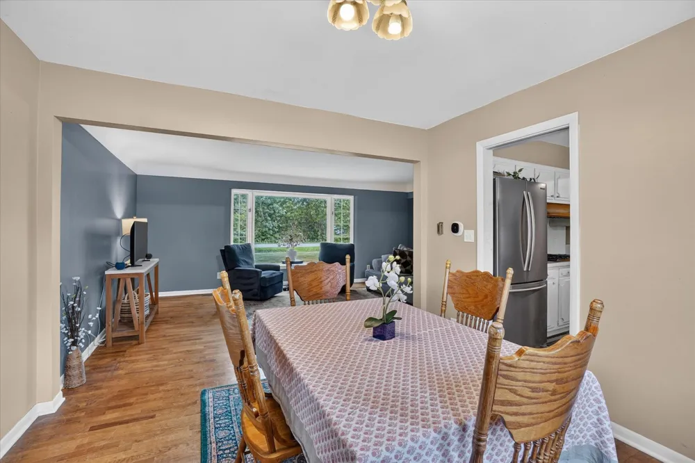 5140 Mckinley Street Flushing Charter Township, MI 48433