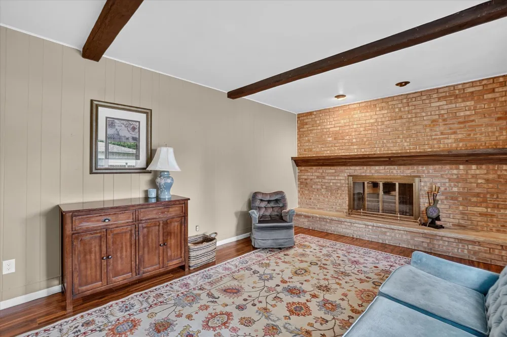 5140 Mckinley Street Flushing Charter Township, MI 48433
