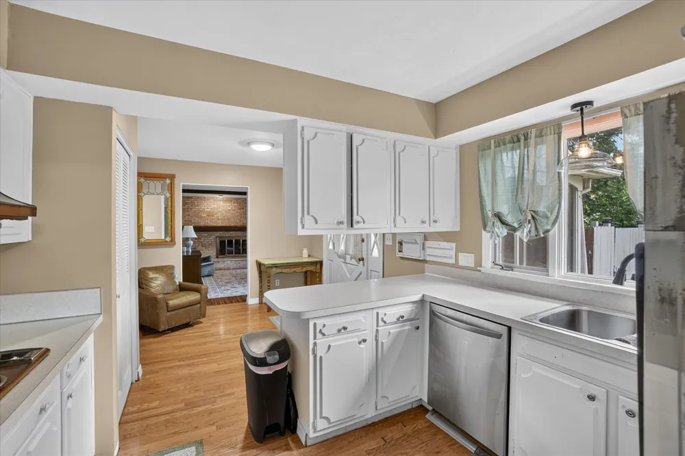 5140 Mckinley Street Flushing Charter Township, MI 48433
