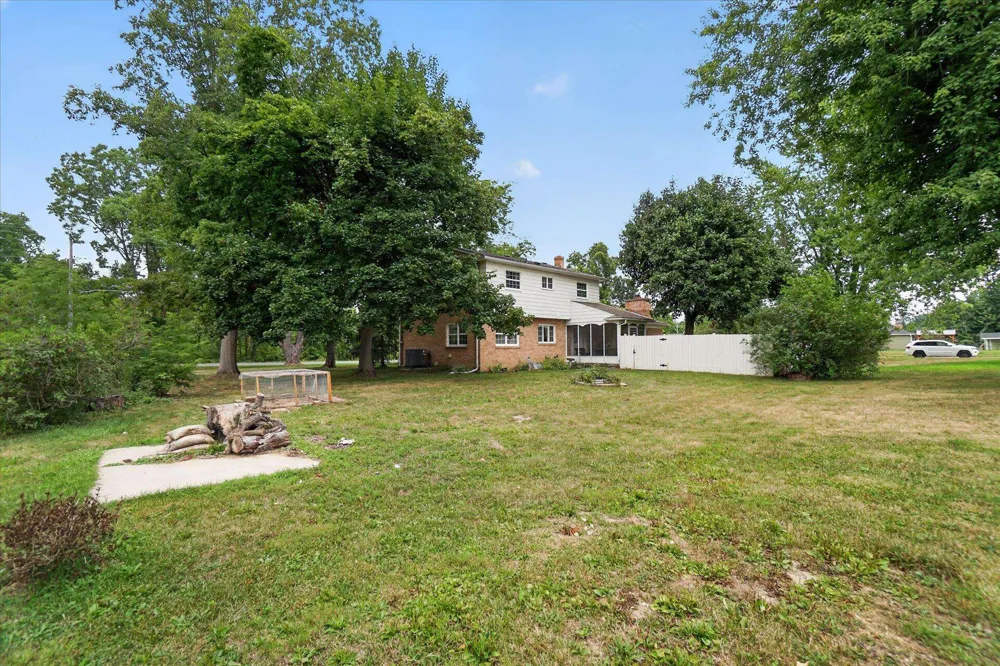 5140 Mckinley Street Flushing Charter Township, MI 48433
