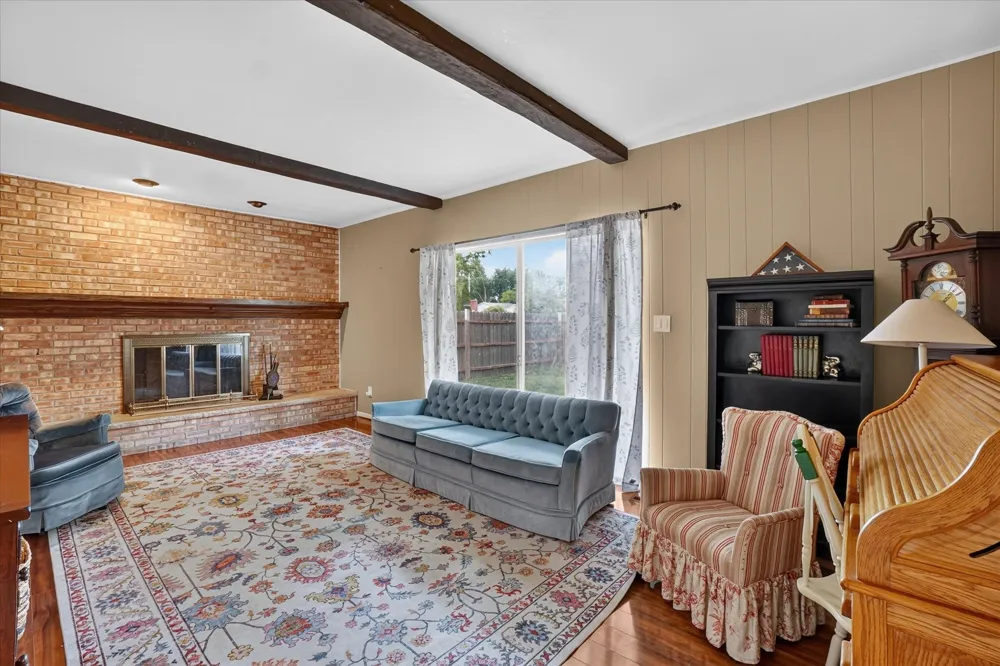 5140 Mckinley Street Flushing Charter Township, MI 48433