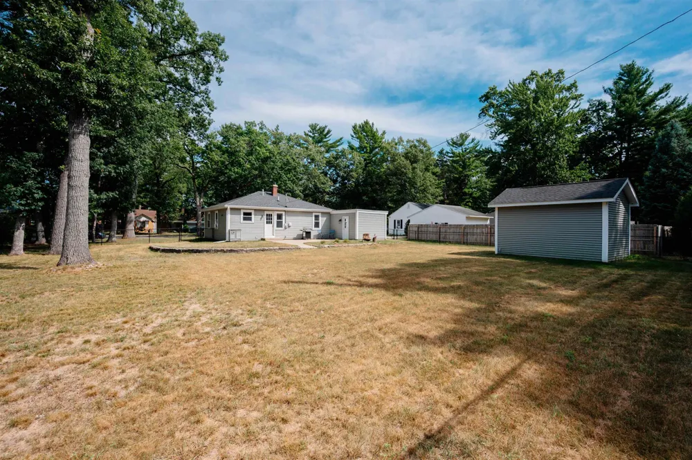 602 Cromwell Drive Traverse City City, MI 49686