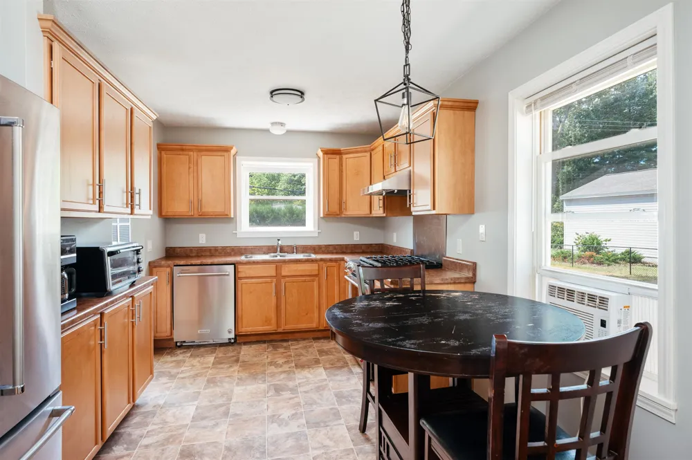602 Cromwell Drive Traverse City City, MI 49686