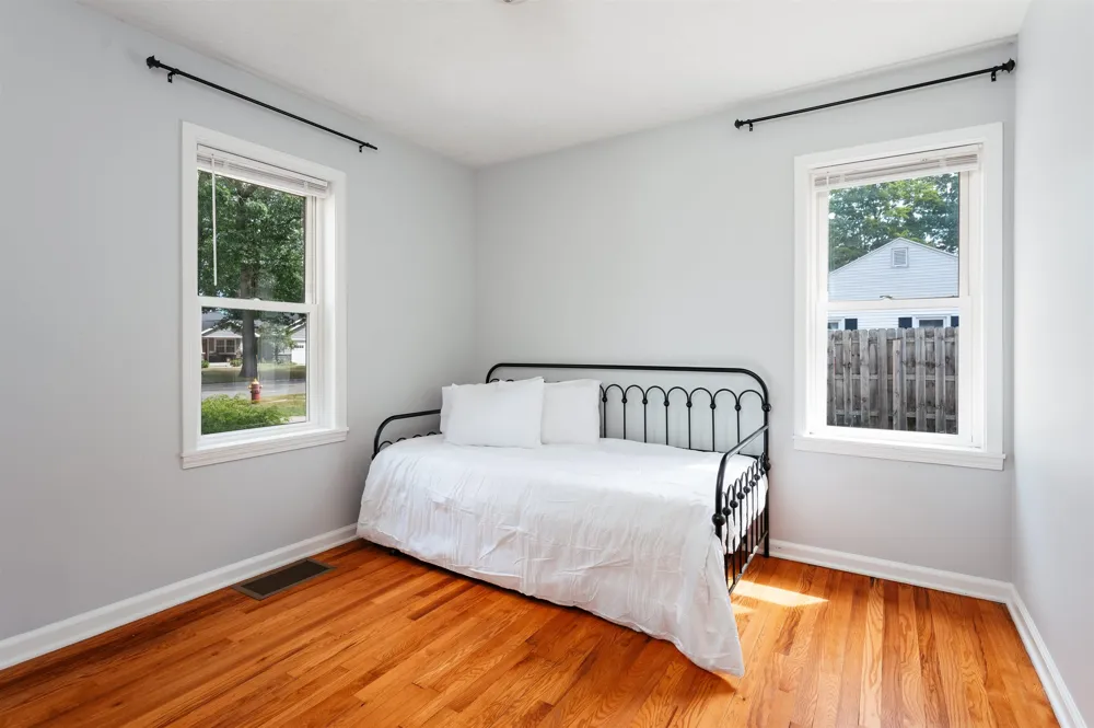 602 Cromwell Drive Traverse City City, MI 49686