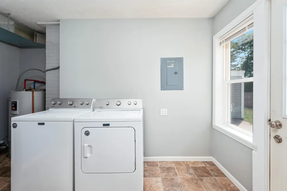 602 Cromwell Drive Traverse City City, MI 49686