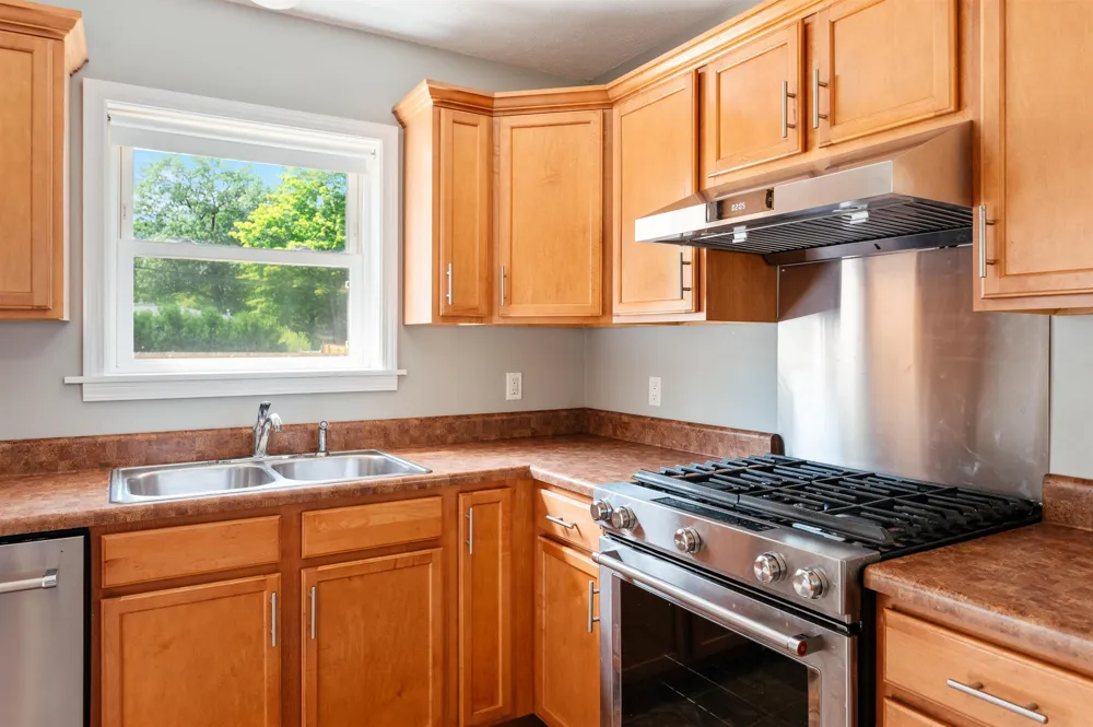 602 Cromwell Drive Traverse City City, MI 49686