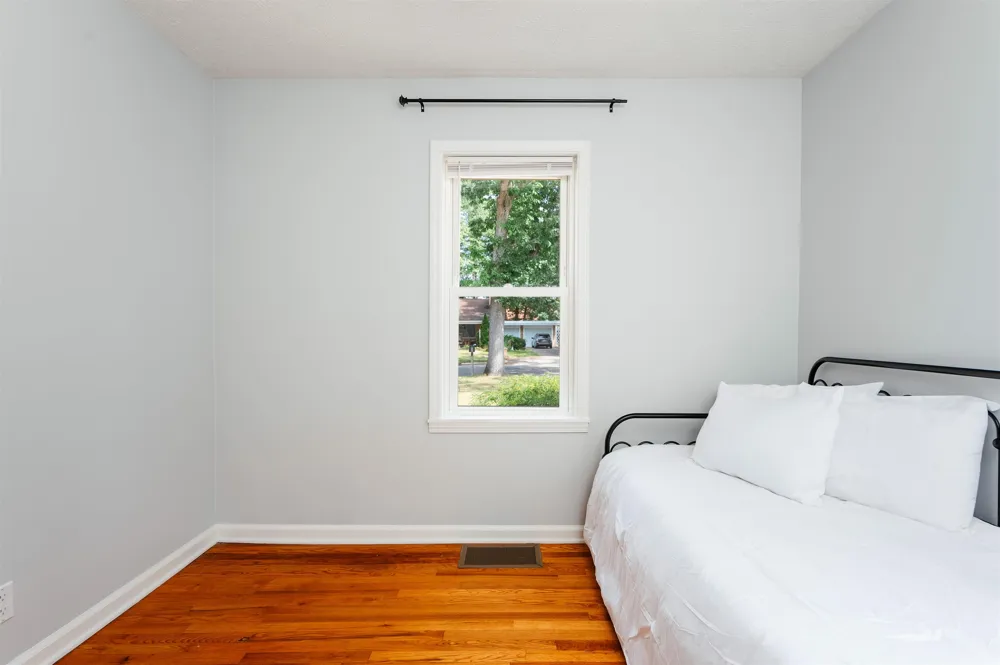602 Cromwell Drive Traverse City City, MI 49686
