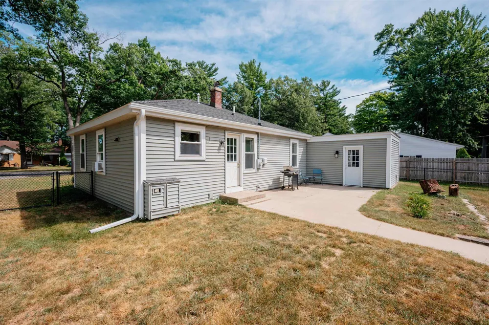 602 Cromwell Drive Traverse City City, MI 49686