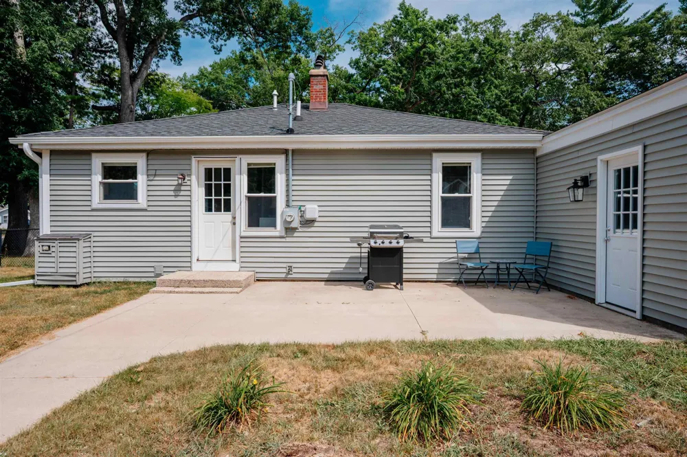 602 Cromwell Drive Traverse City City, MI 49686