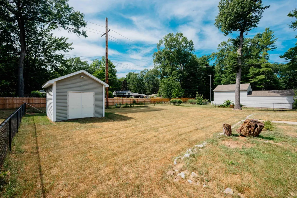 602 Cromwell Drive Traverse City City, MI 49686