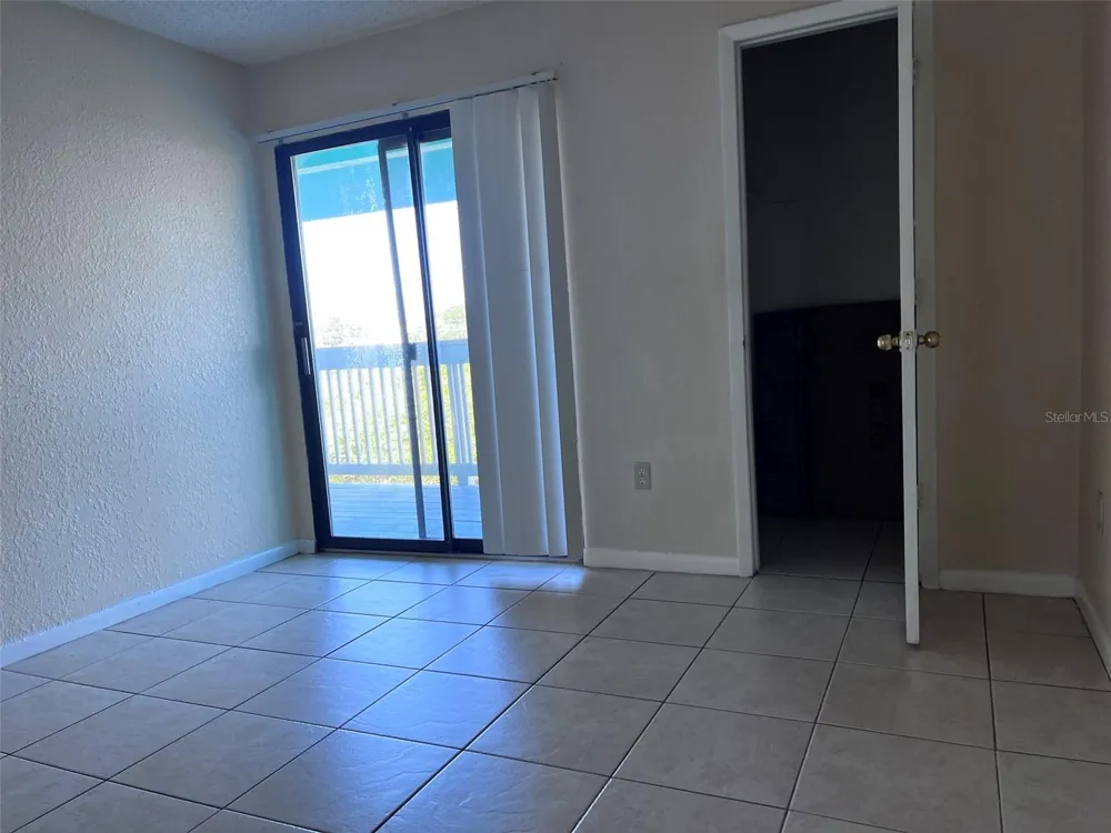 455 ALT 19 S #202 Palm Harbor, FL 34683