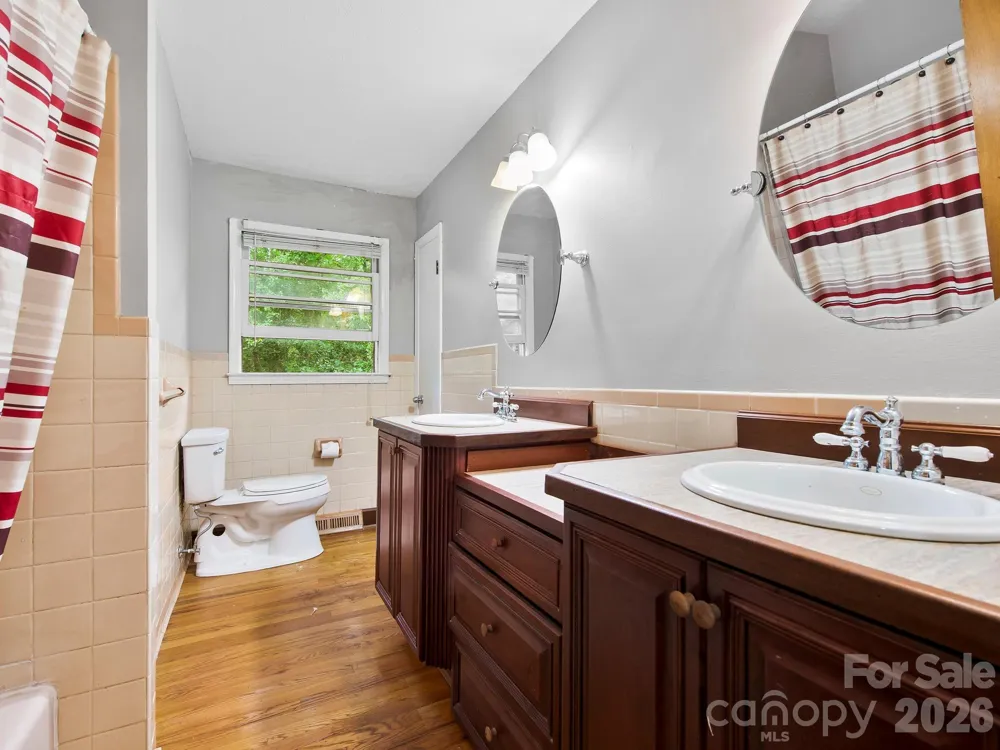 48 Faircrest Road Asheville, NC 28804