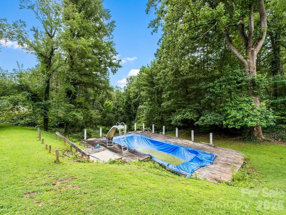48 Faircrest Road Asheville, NC 28804