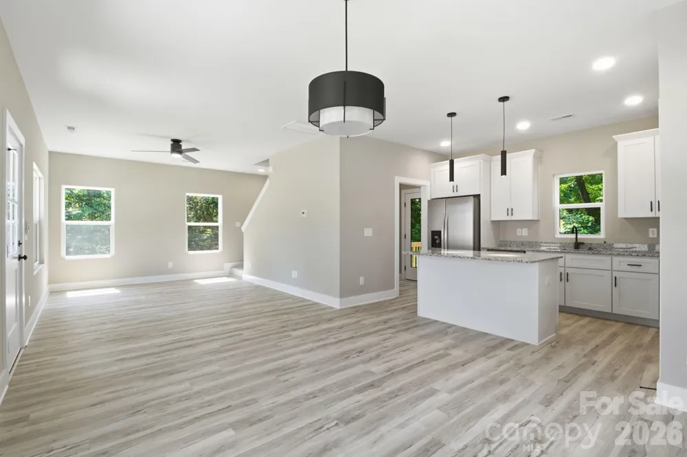 1851 Hilltop Circle Gastonia, NC 28054