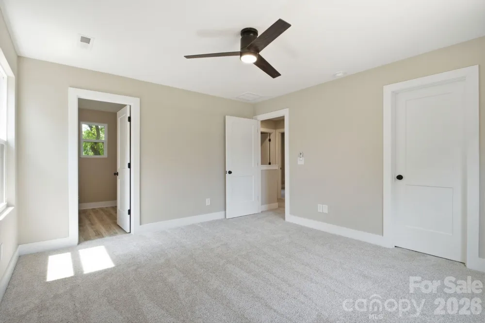 1851 Hilltop Circle Gastonia, NC 28054