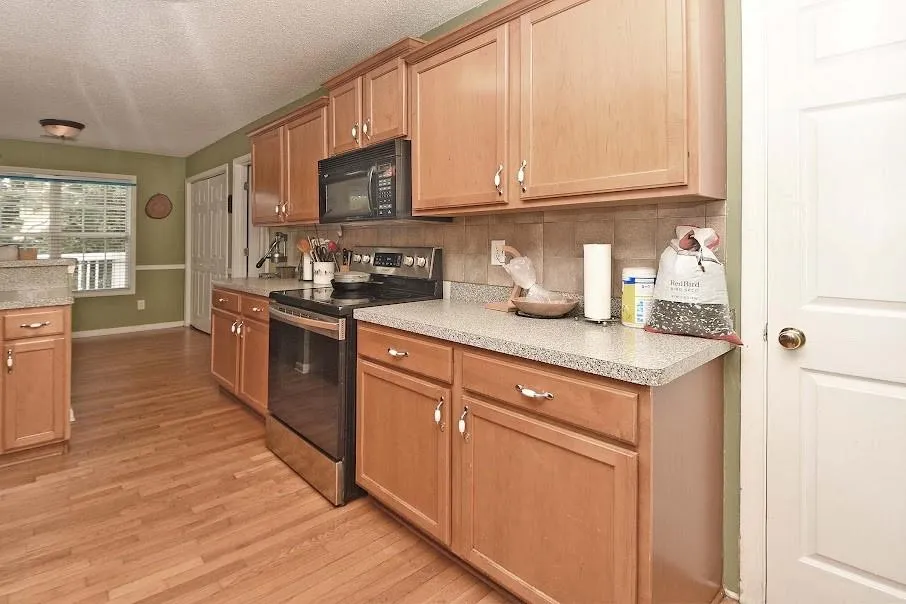 143 BurchField Run Carrollton, GA 30116