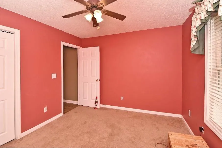 143 BurchField Run Carrollton, GA 30116