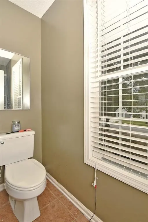 143 BurchField Run Carrollton, GA 30116
