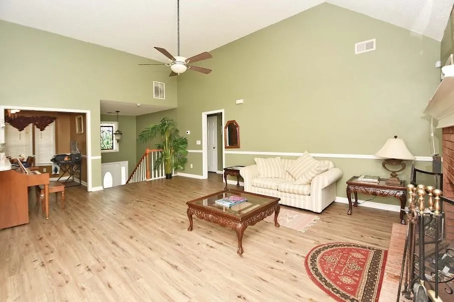 143 BurchField Run Carrollton, GA 30116