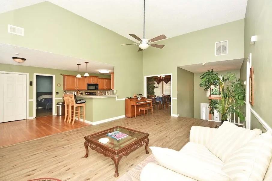 143 BurchField Run Carrollton, GA 30116