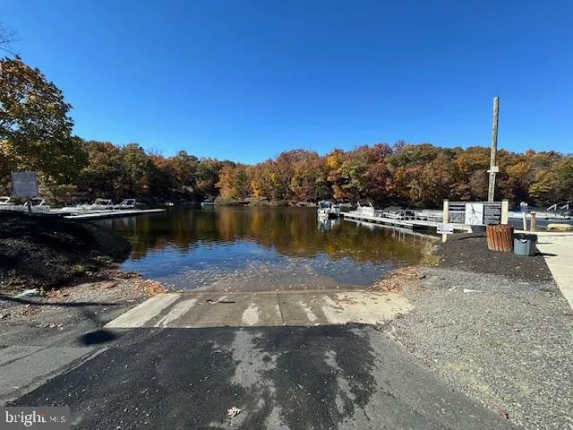 TOBOGGAN DRIVE Cross Junction, VA 22625