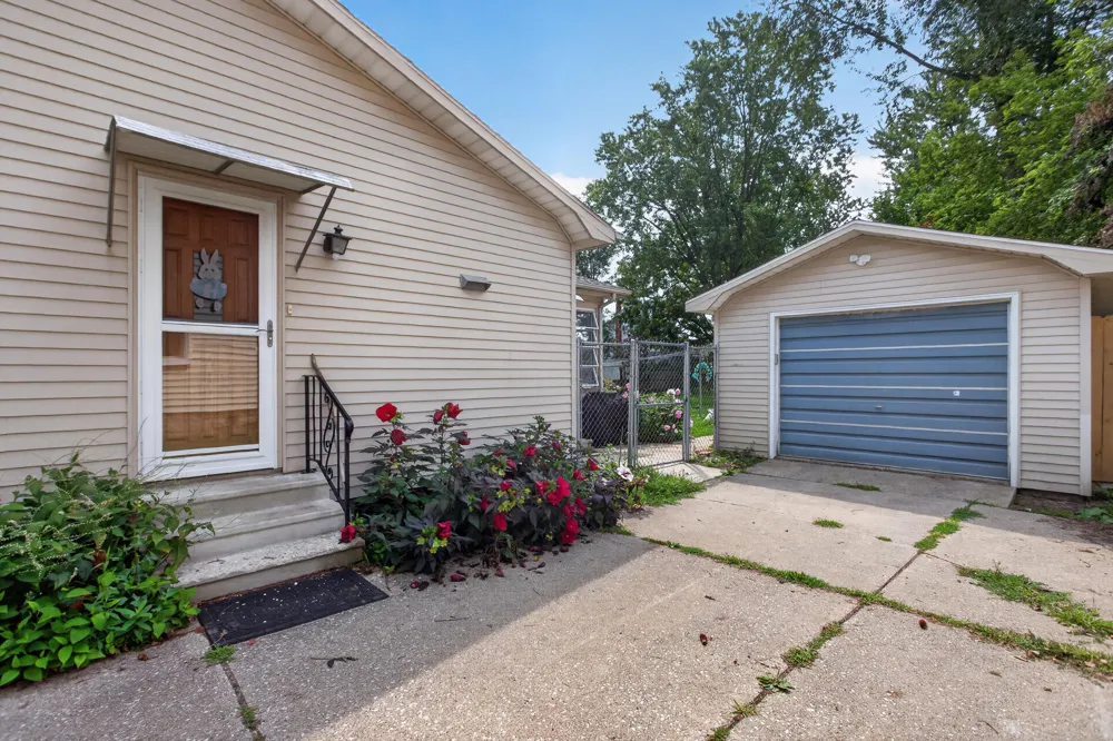 3029 Key Street Jackson, MI 49202