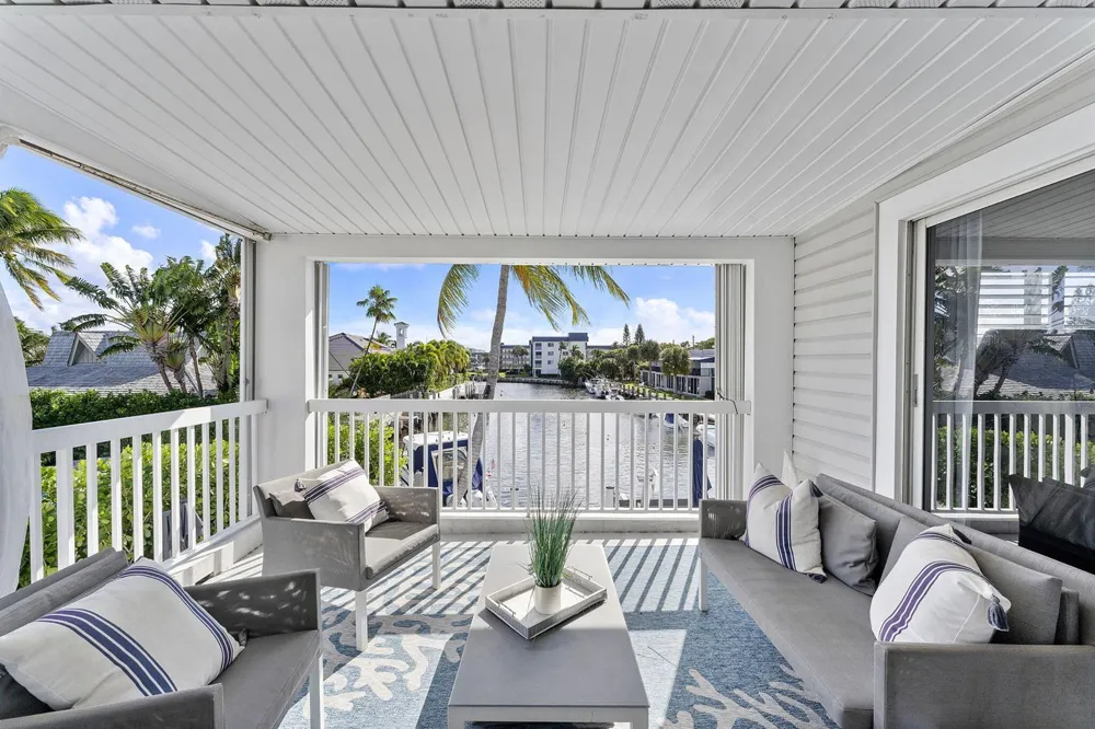 910 JASMINE DRIVE Delray Beach, FL 33483