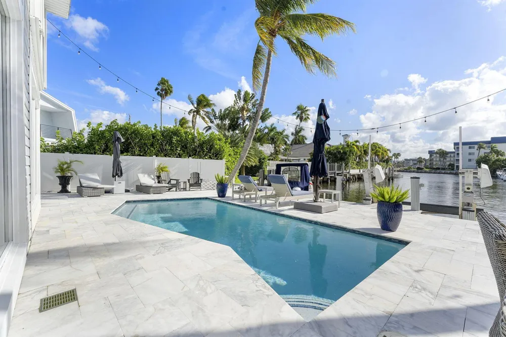 910 JASMINE DRIVE Delray Beach, FL 33483