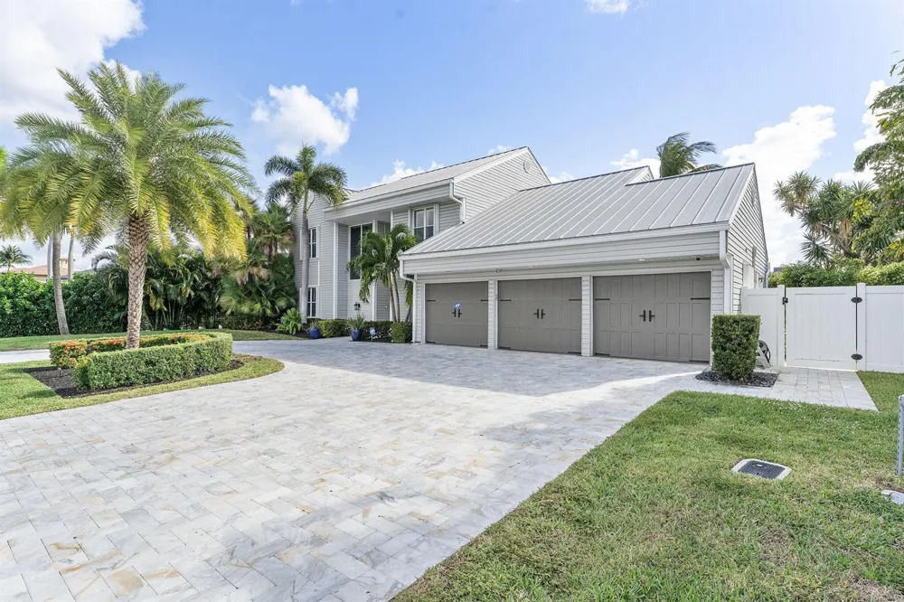 910 JASMINE DRIVE Delray Beach, FL 33483