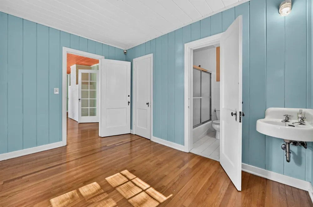 53 Palm Square Delray Beach, FL 33483