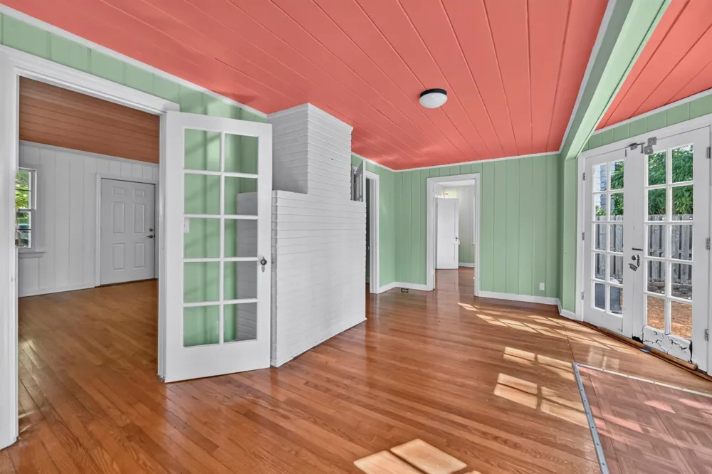 53 Palm Square Delray Beach, FL 33483