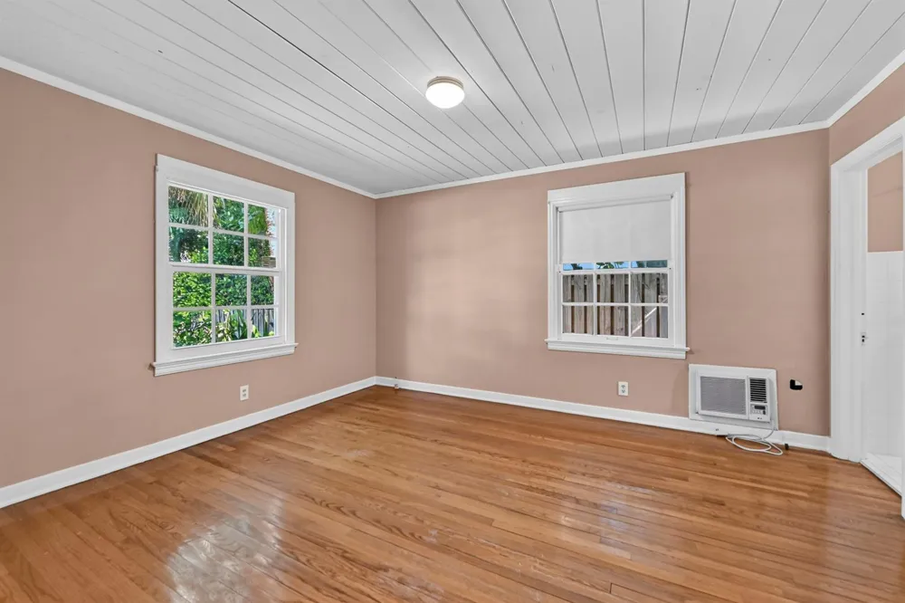 53 Palm Square Delray Beach, FL 33483