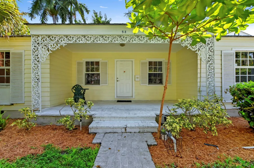 53 Palm Square Delray Beach, FL 33483