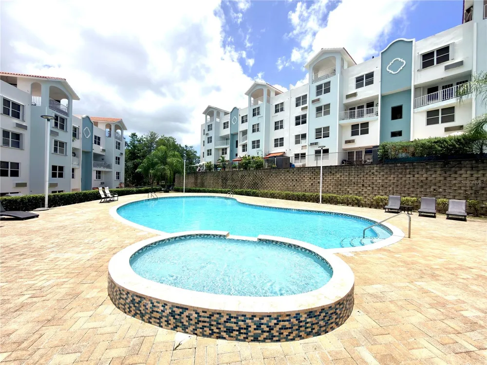 Cond. THE RESIDENCE AT PARQUE ESCORIAL #21-30 Carolina, PR 00987