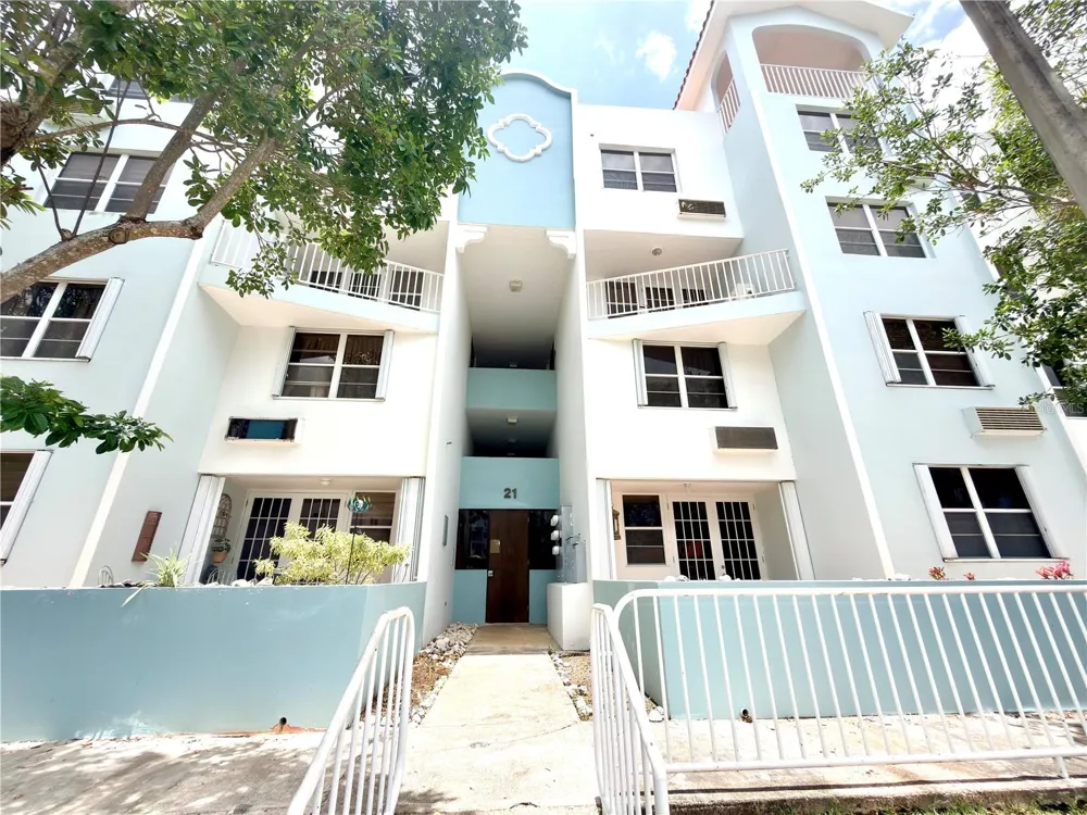 Cond. THE RESIDENCE AT PARQUE ESCORIAL #21-30 Carolina, PR 00987