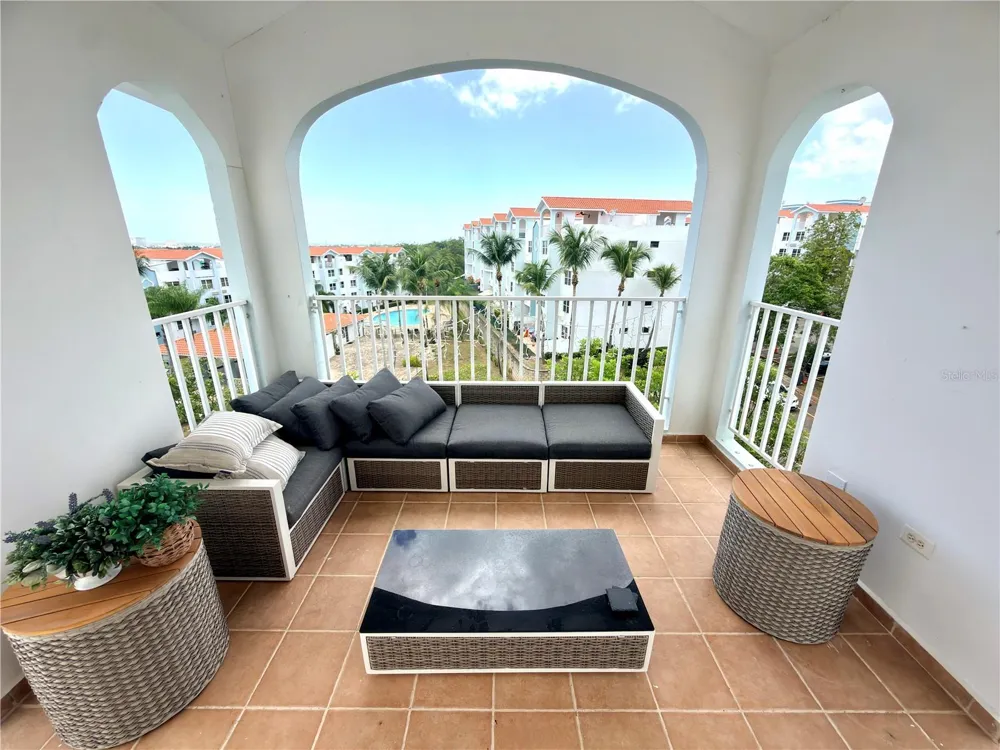 Cond. THE RESIDENCE AT PARQUE ESCORIAL #21-30 Carolina, PR 00987