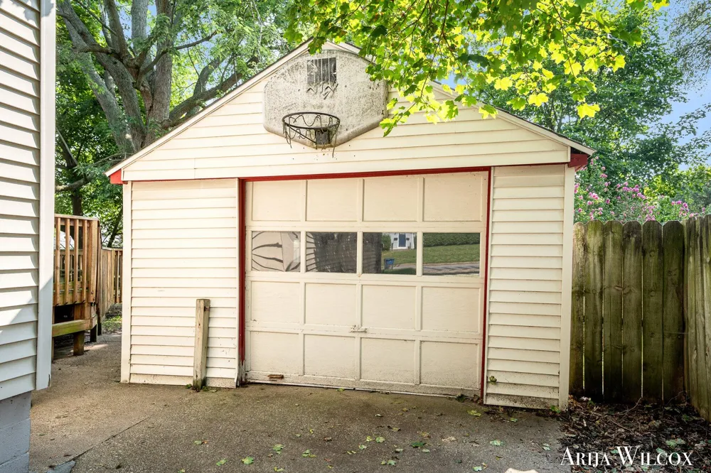 3050 Highgate Avenue SW Wyoming City, MI 49509