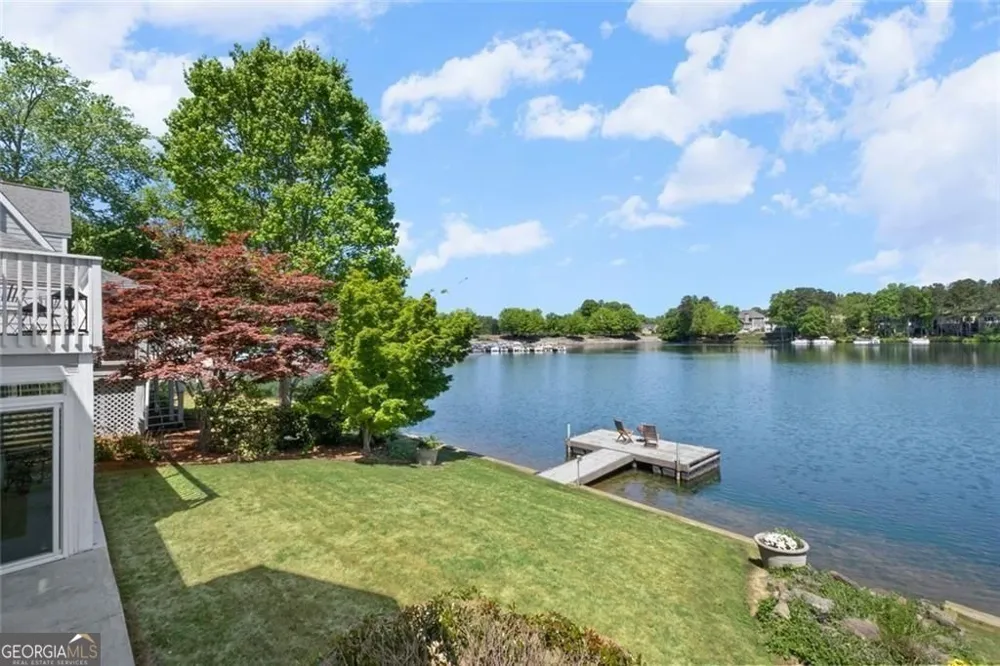 6430 Spinnaker LN Alpharetta, GA 30005