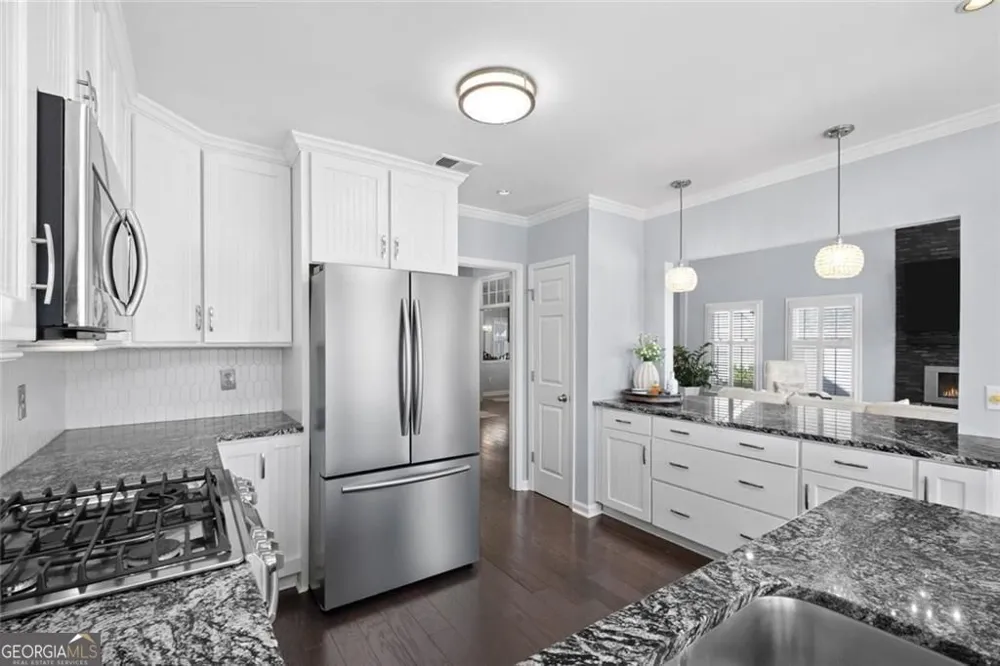 6430 Spinnaker LN Alpharetta, GA 30005
