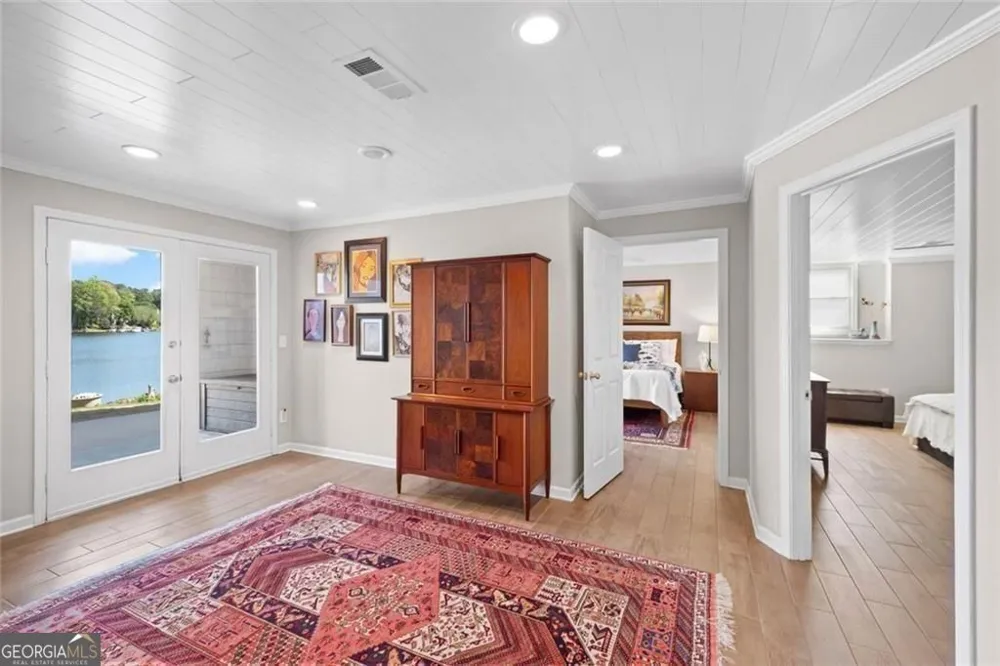 6430 Spinnaker LN Alpharetta, GA 30005