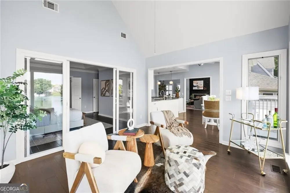 6430 Spinnaker LN Alpharetta, GA 30005