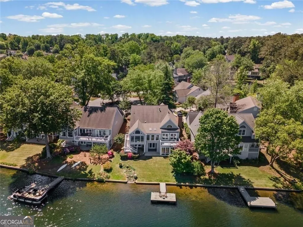 6430 Spinnaker LN Alpharetta, GA 30005