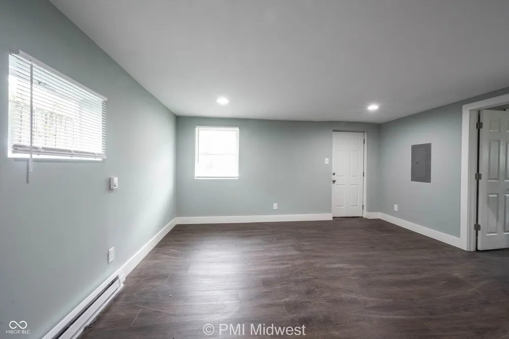 238 Beville Avenue #1/2 Indianapolis, IN 46201