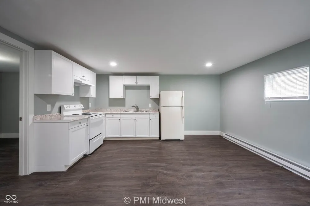 238 Beville Avenue #1/2 Indianapolis, IN 46201