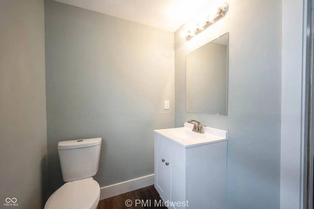 238 Beville Avenue #1/2 Indianapolis, IN 46201