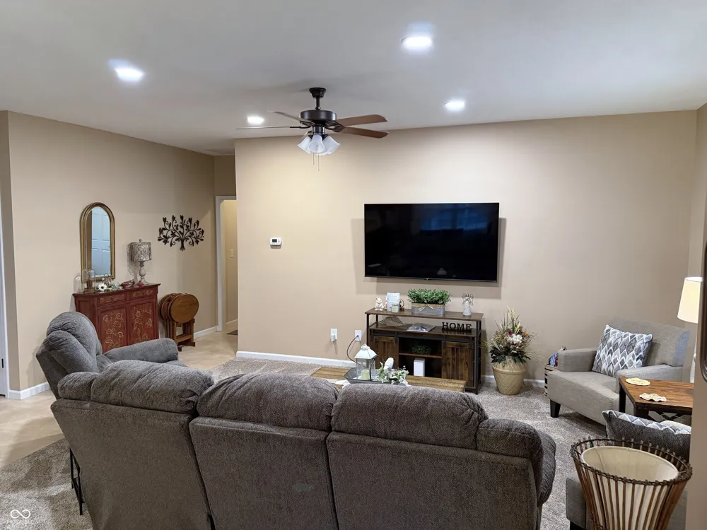 2101 Eastfield Drive Crawfordsville, IN 47933