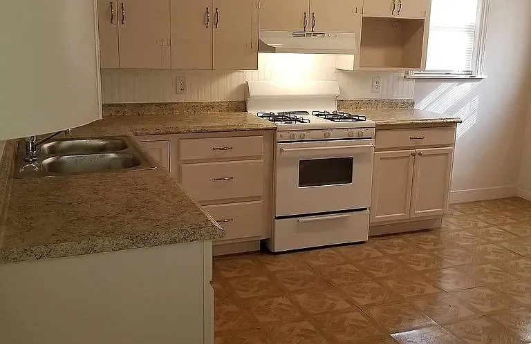 2301 E 1st Street Petersburg, TX 79250