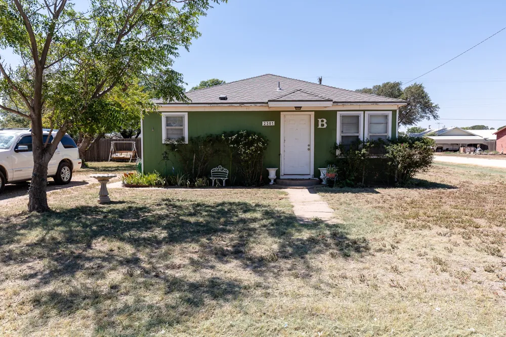 2301 E 1st Street Petersburg, TX 79250